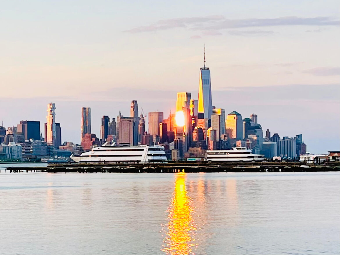 Hotel z widokiem na Manhattan – zdjęcie z pokoju w Sheraton Lincoln Harbor